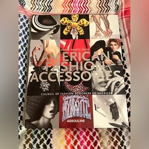American Fashion Accessories Book - Excellent Condition
